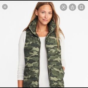 Old navy camo vest xxl